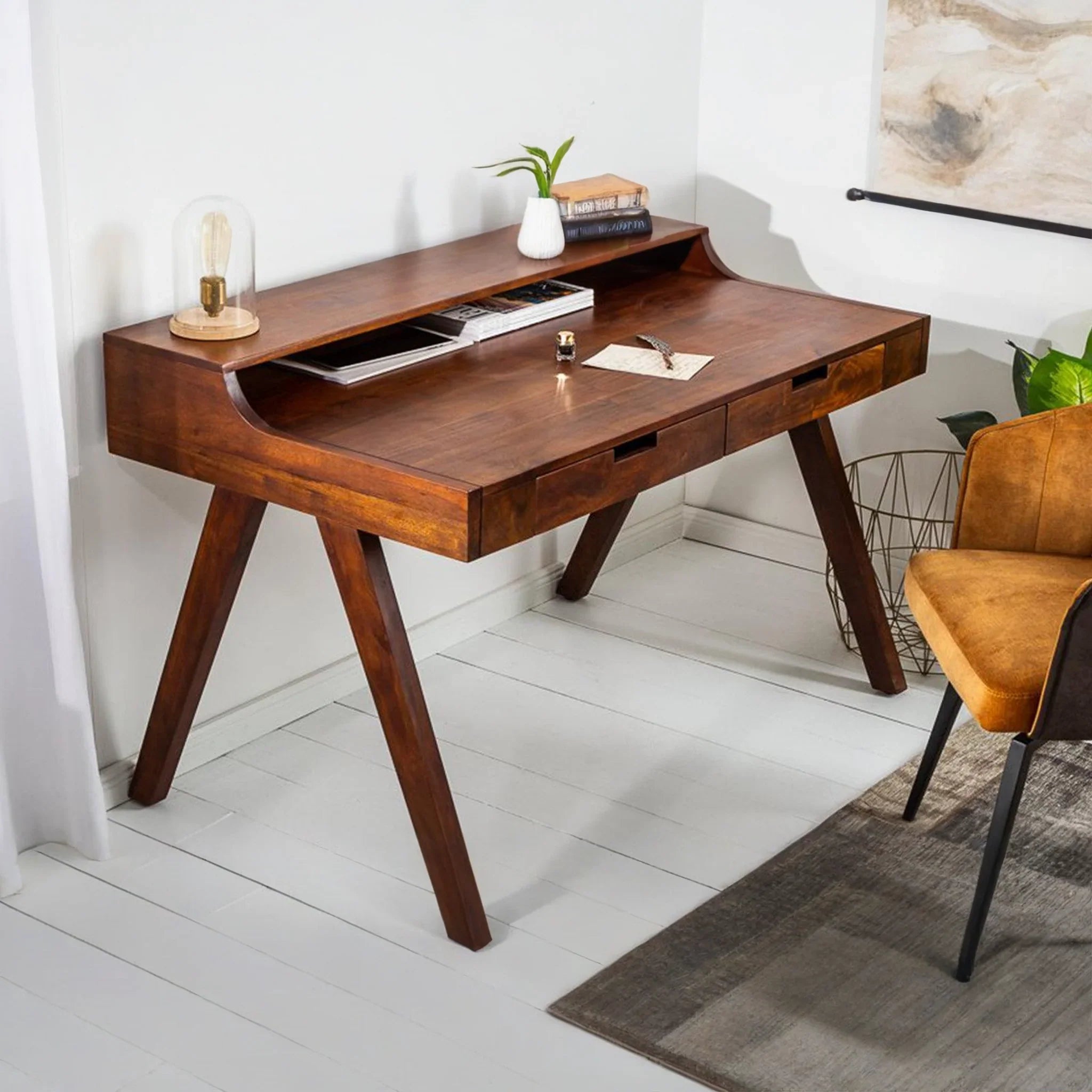 Aelwyd Study Table