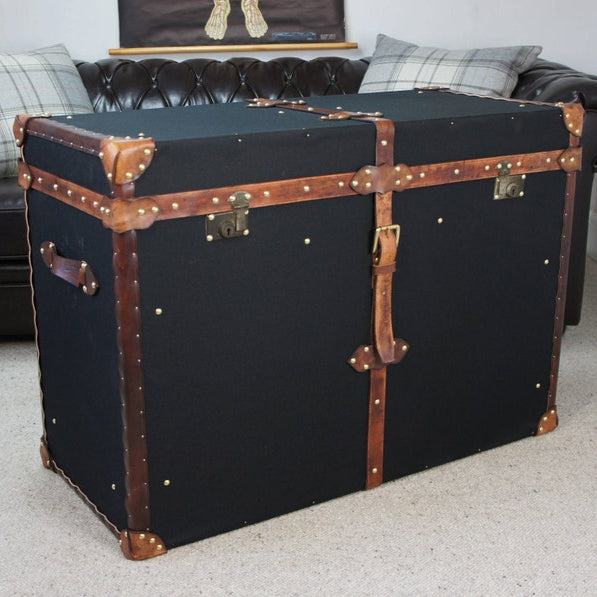 Alexandra Trunk Console