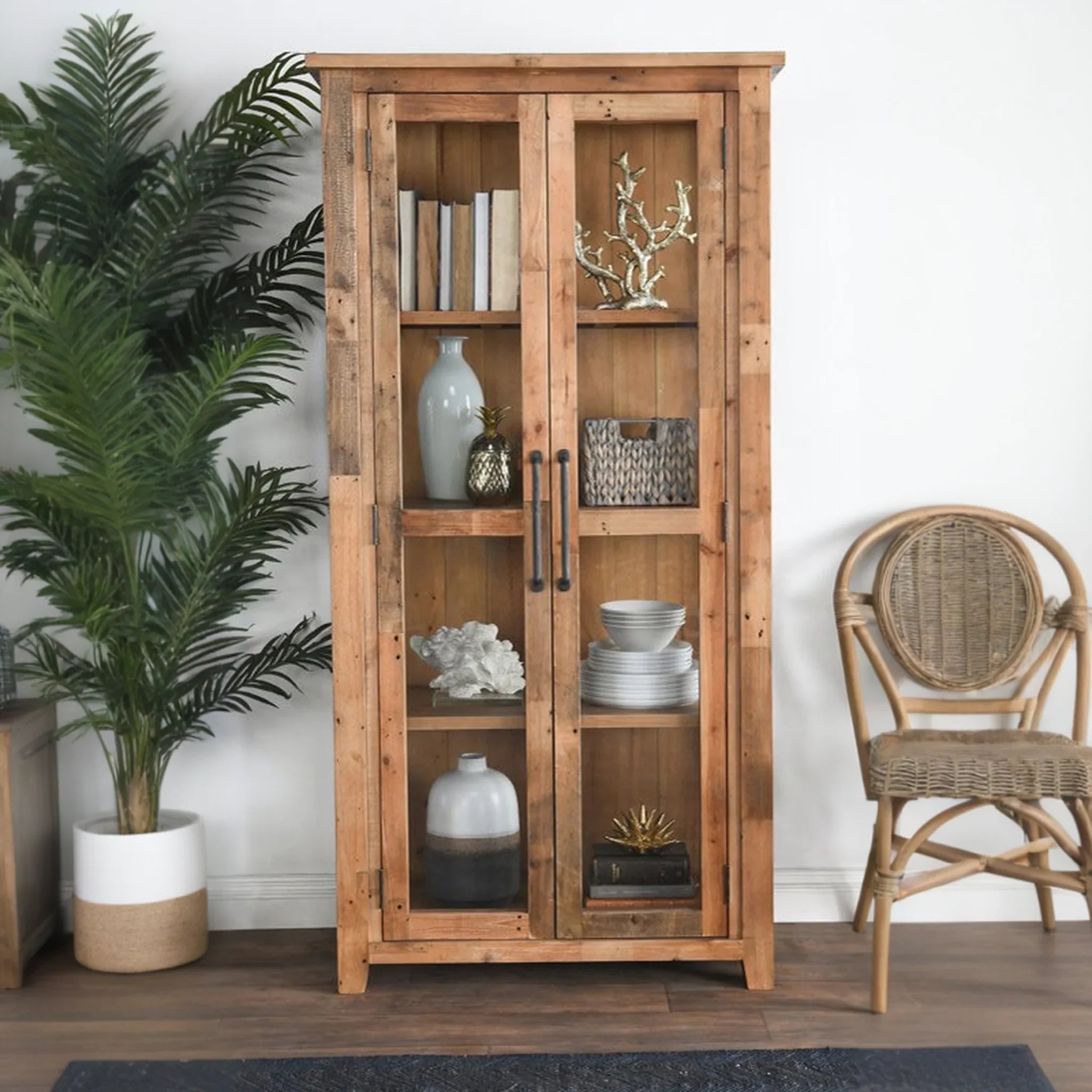 Bakke Crockery Unit