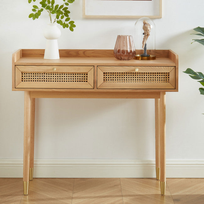 Eliara Console