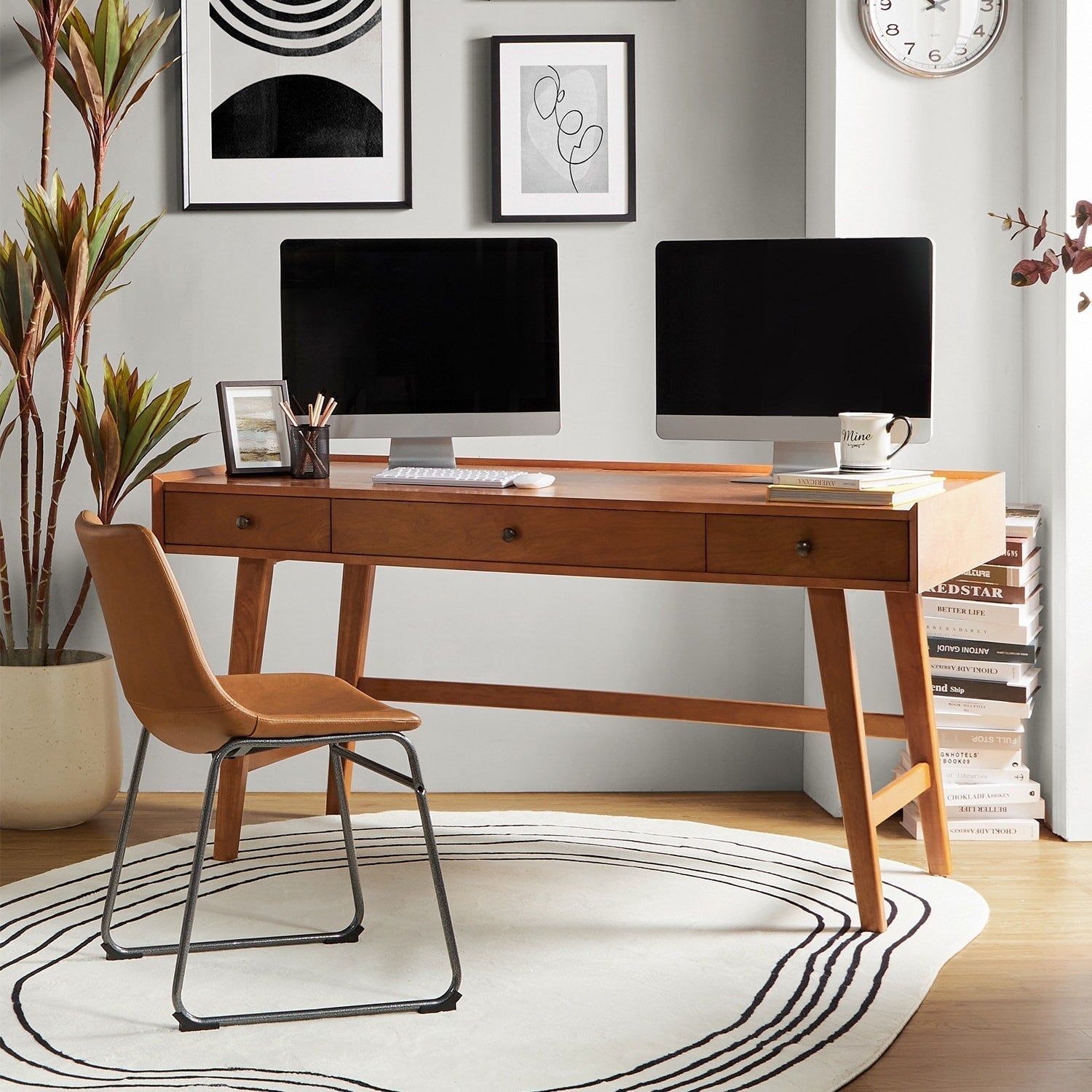 Eugenia Study Table