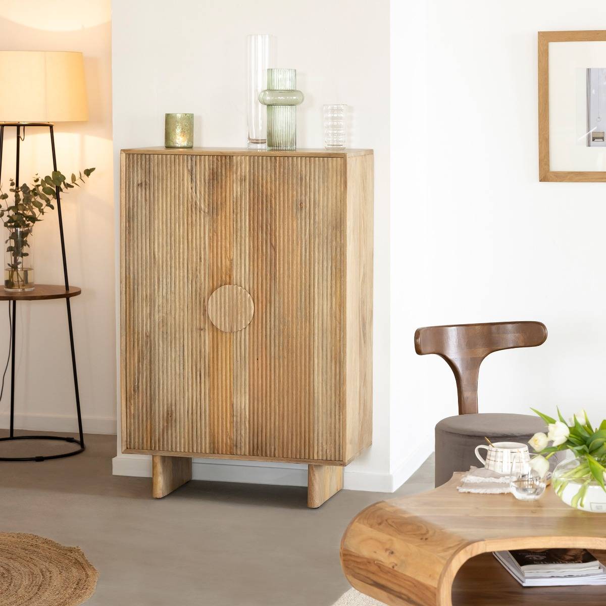 Ewan Cabinet