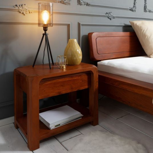 Hector Bedside