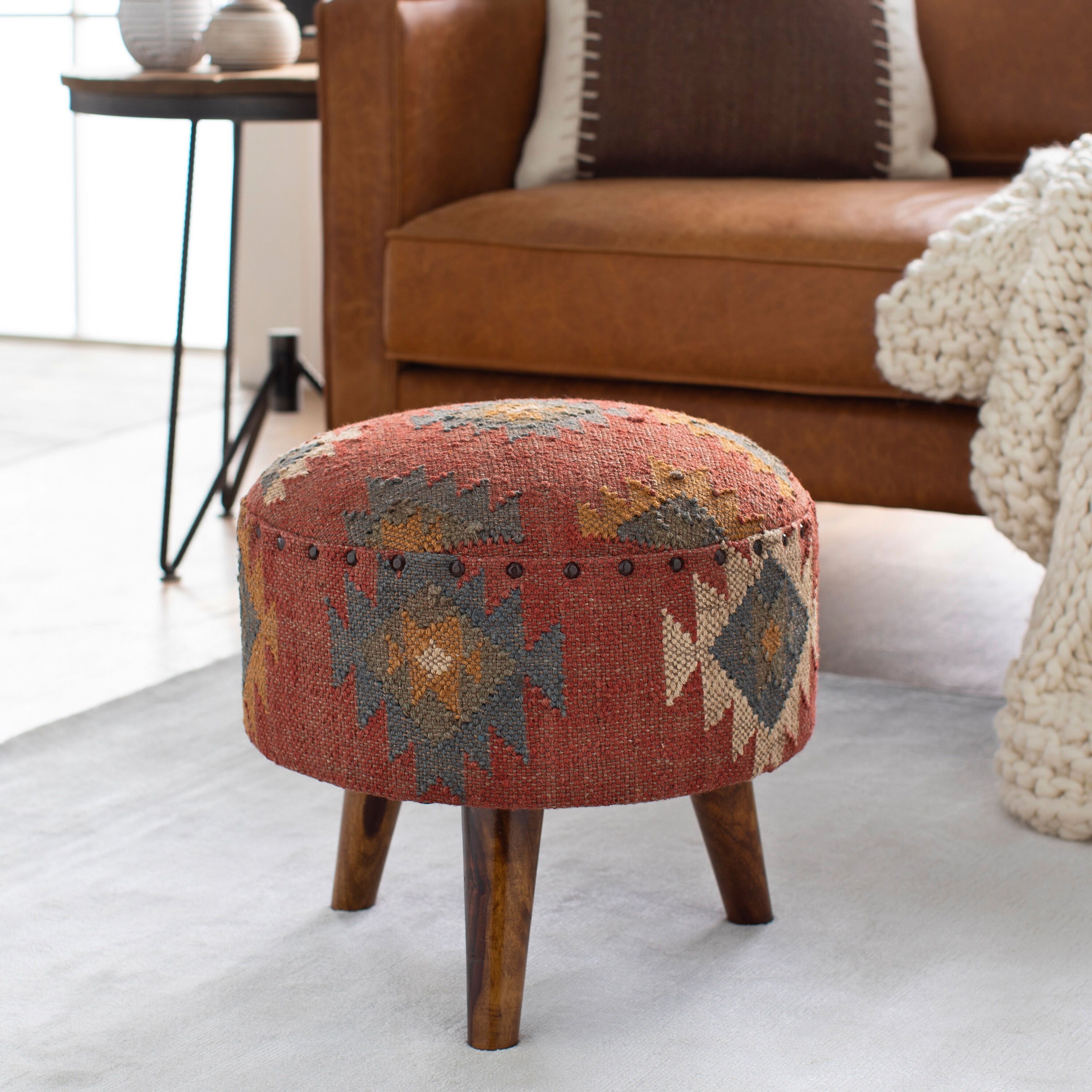 Kieta Footstool