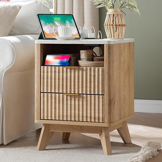 Monsterrat Bedside