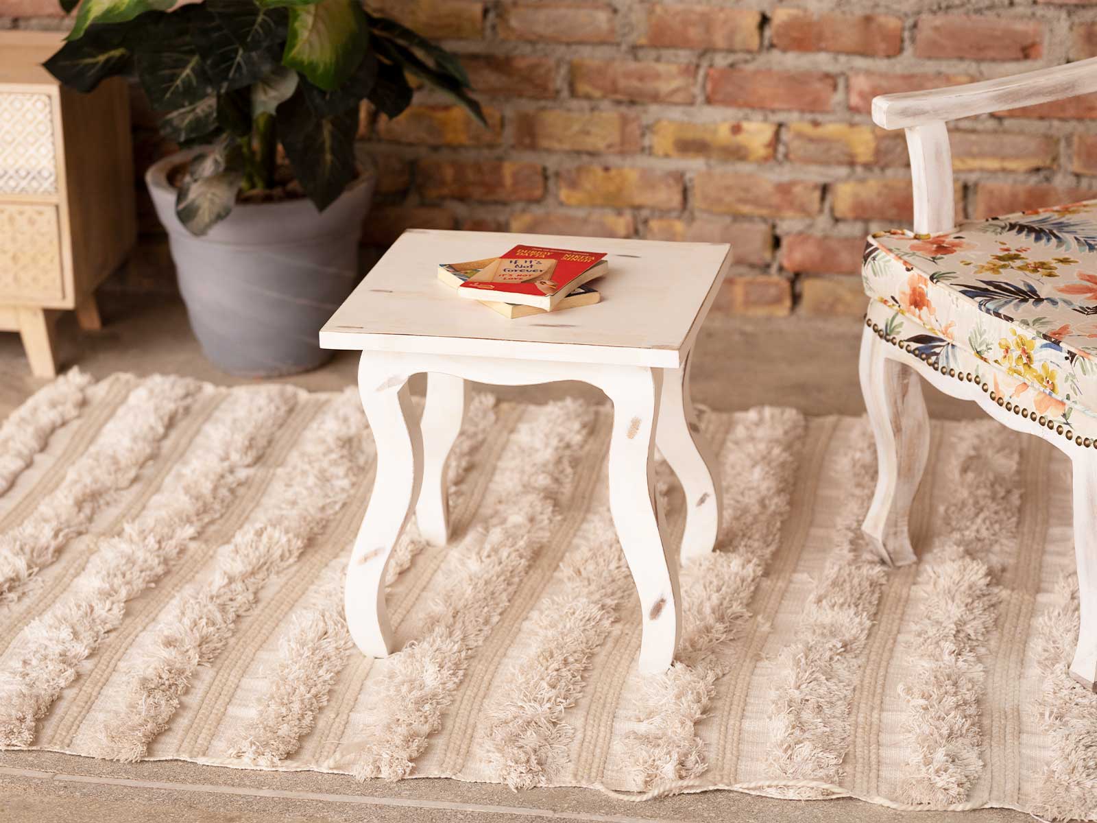 Novo Premium Mango Wood Stool