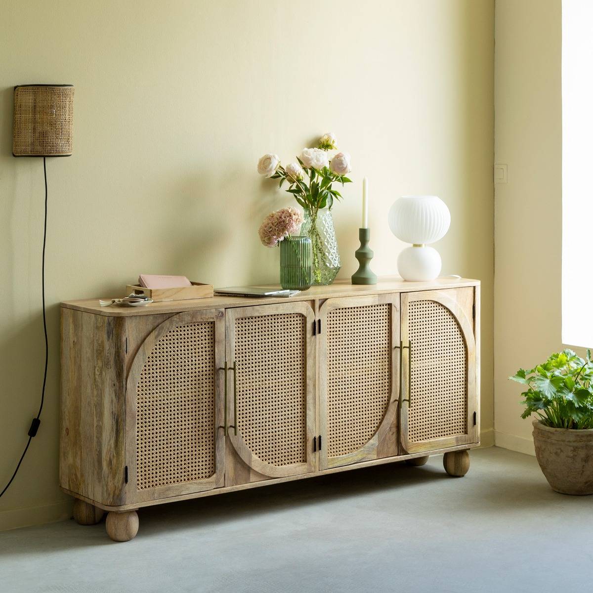Thar Sideboard