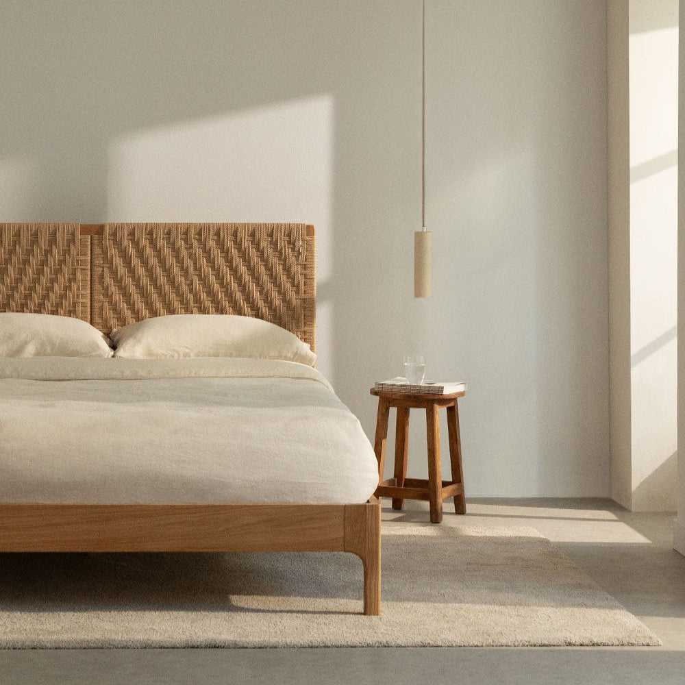 Vaneysa bed