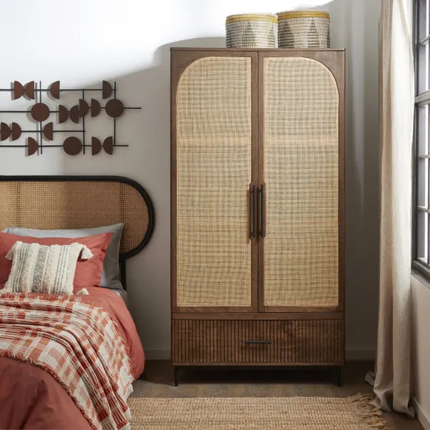 Vikka Wardrobe
