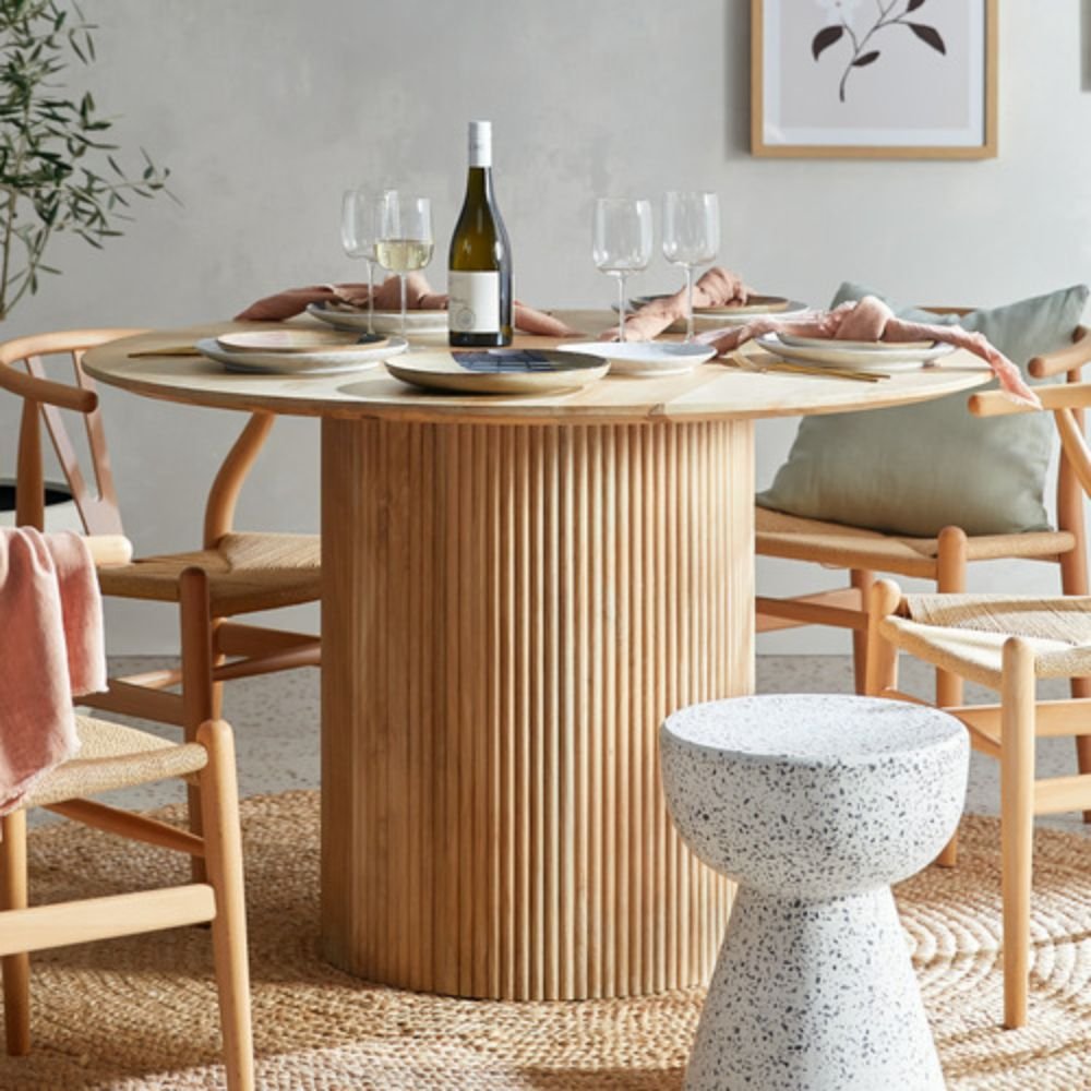 Wantage Round Dining Table