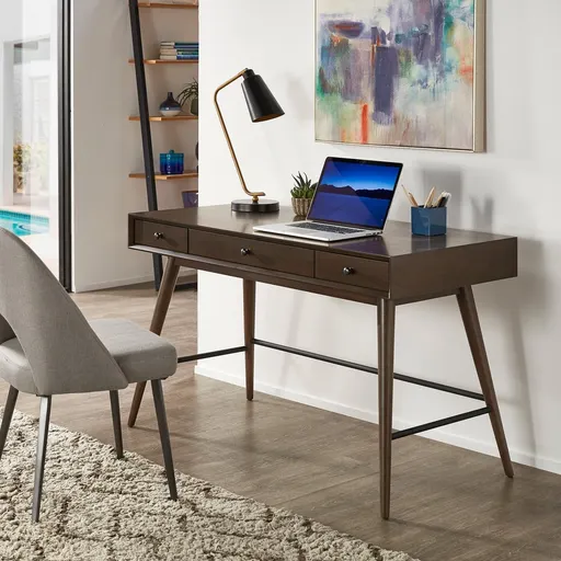 Aksel Study Table