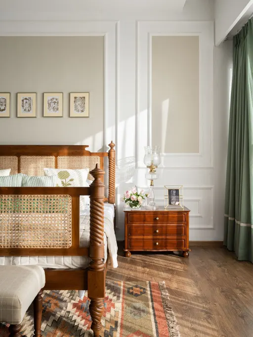 Viktor Honey Toned Cane Bed #03